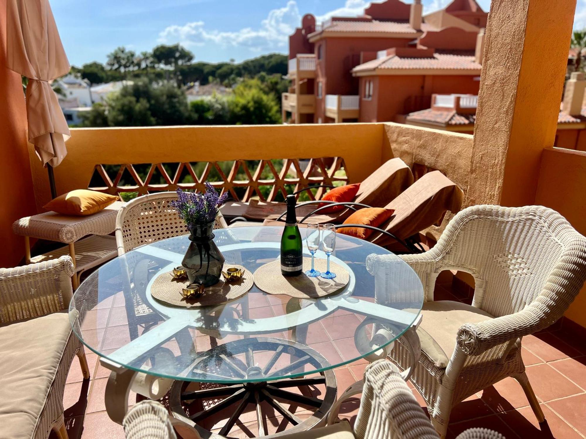 2 Bedroom Apartment Marbella East - La Reserva De マルベーリャ エクステリア 写真