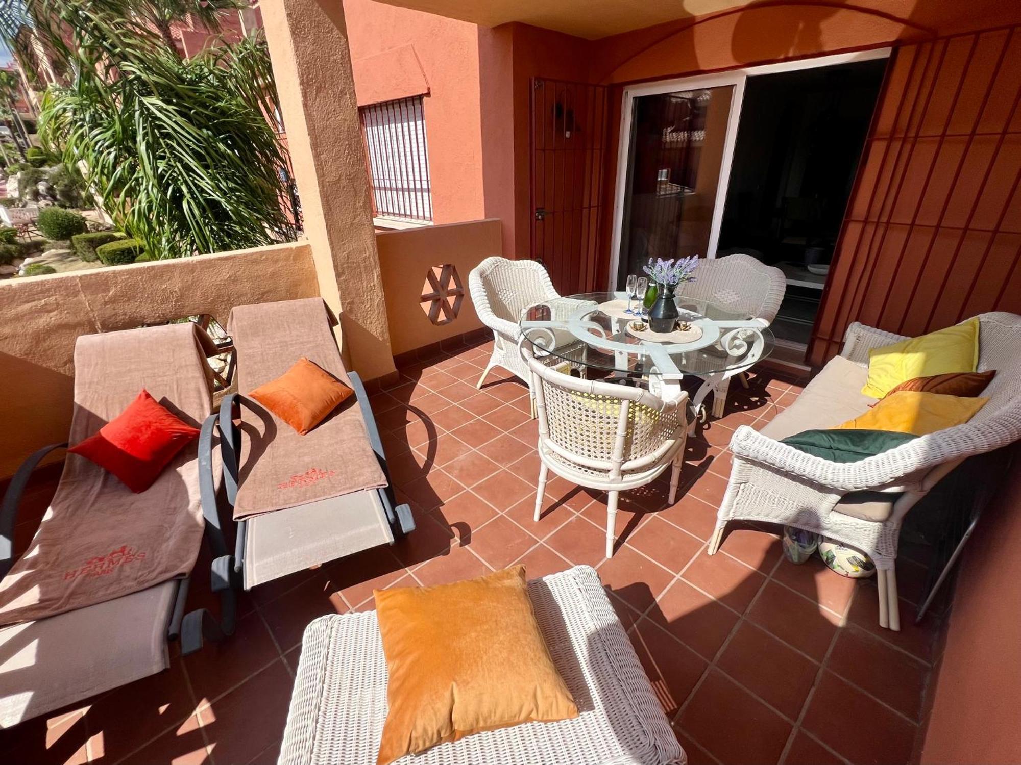 2 Bedroom Apartment Marbella East - La Reserva De マルベーリャ エクステリア 写真